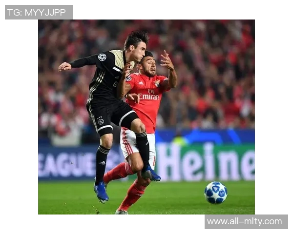 欧冠小组赛焦点对决本菲卡与阿贾克斯谁能打破0分尴尬局面 欧冠小组赛焦点对决本菲卡与阿贾克斯谁能打破0分尴尬局面