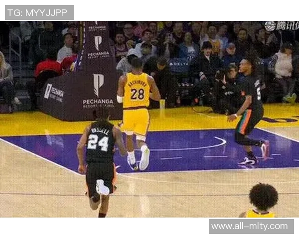 卡斯尔谈与湖人争夺季后赛席位不在意排名情况与对手动态